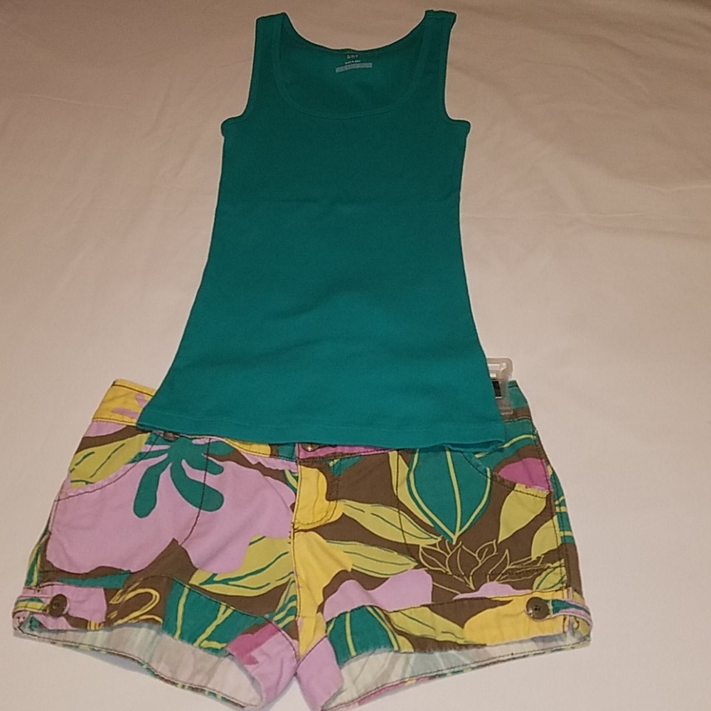 Very Rare Find beautiful mossimo shorts